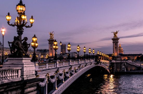 Paris bridge by night Learn french